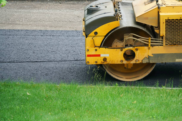 Best Driveway Paving Contractor  in East Bakersfield, CA